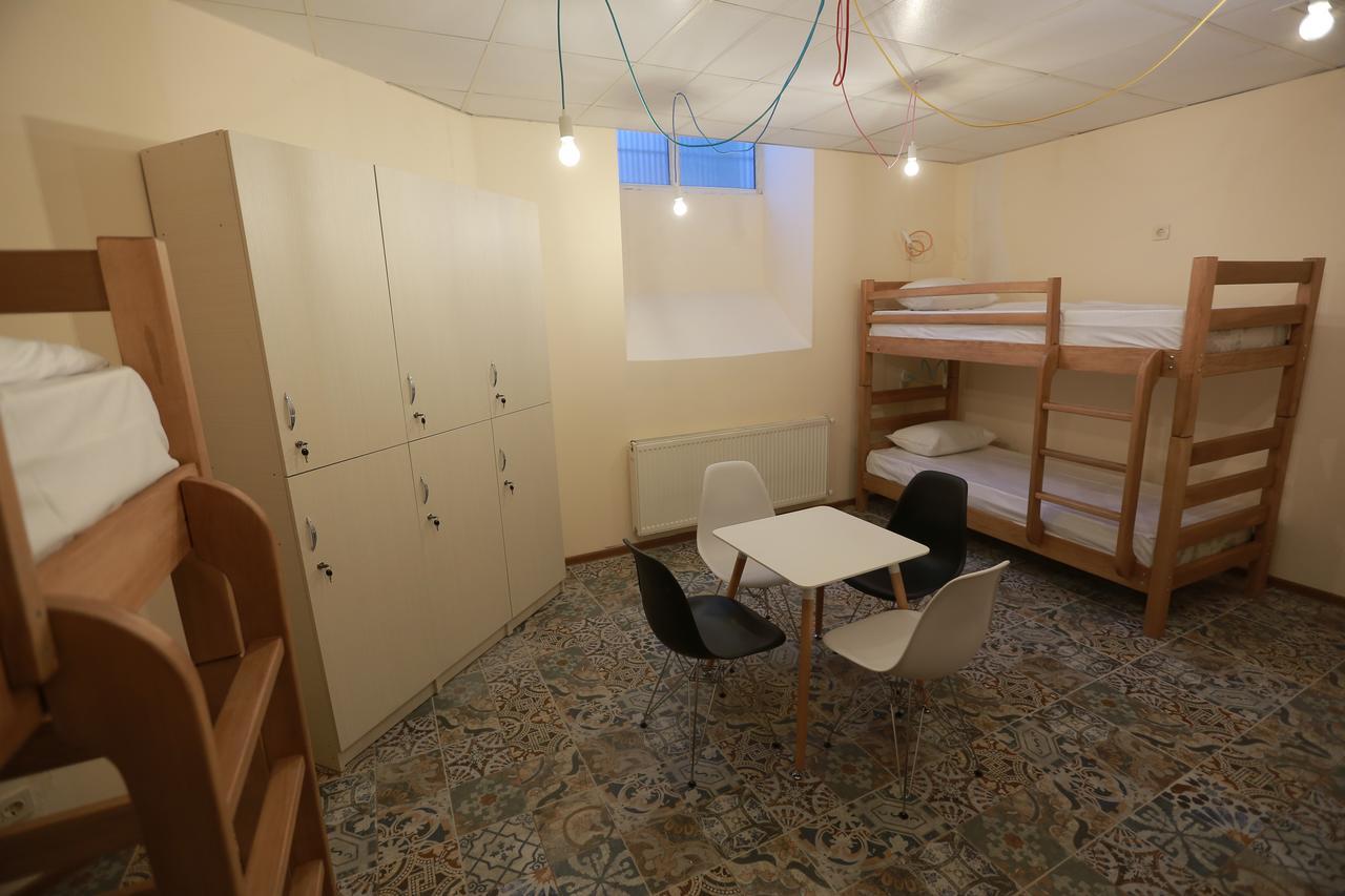 Midtown Hotel & Hostel 第比利斯 外观 照片