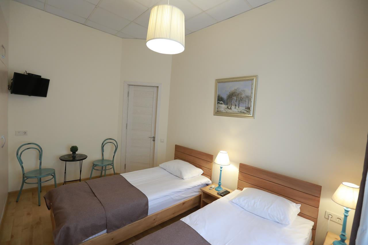 Midtown Hotel & Hostel 第比利斯 外观 照片